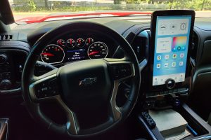Linkswell XL 15.6-inch radio for 2019-22 GM trucks detail image