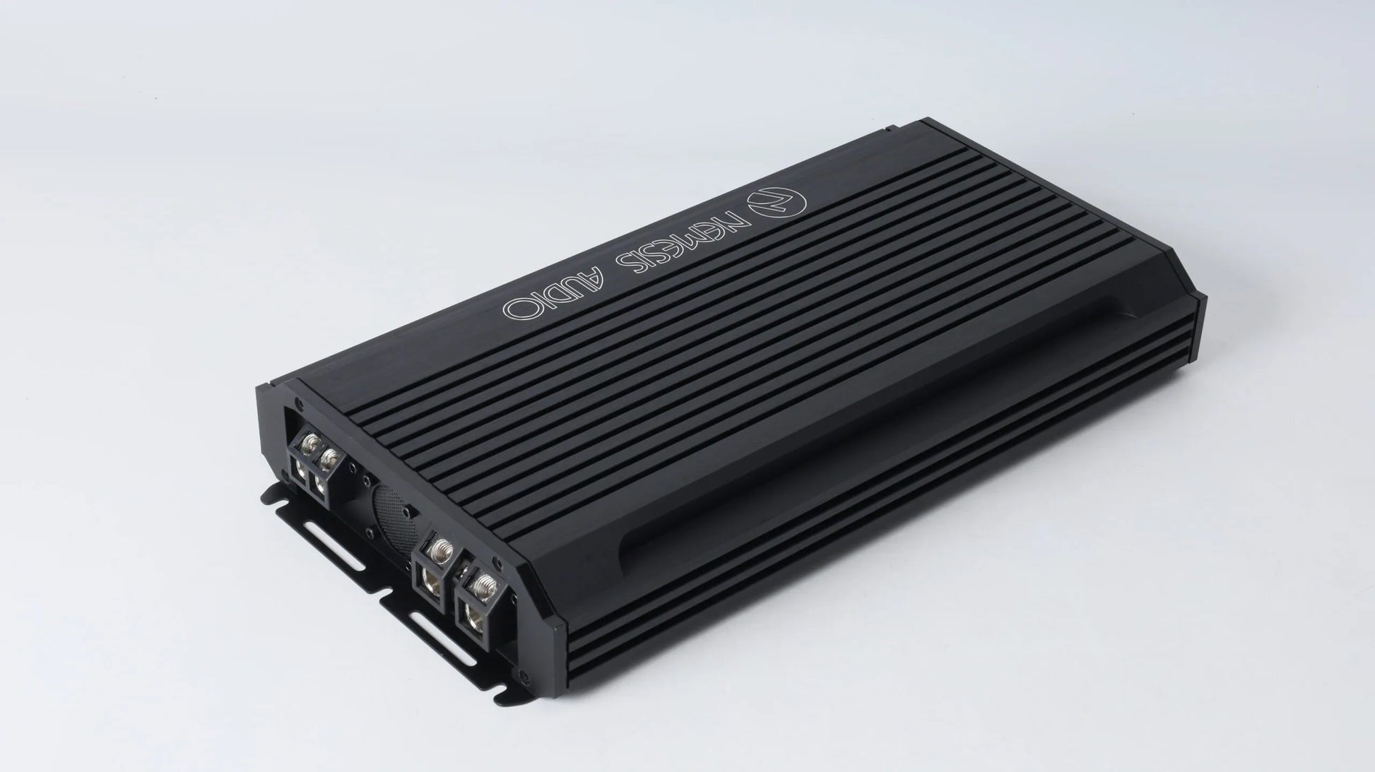Nemesis Audio FIERCE-6KD Class-D bass amplifier side detail