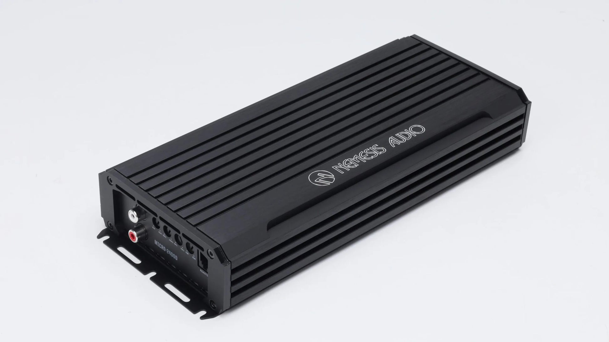 Nemesis Audio MICRO-2400D monoblock amplifier side profile