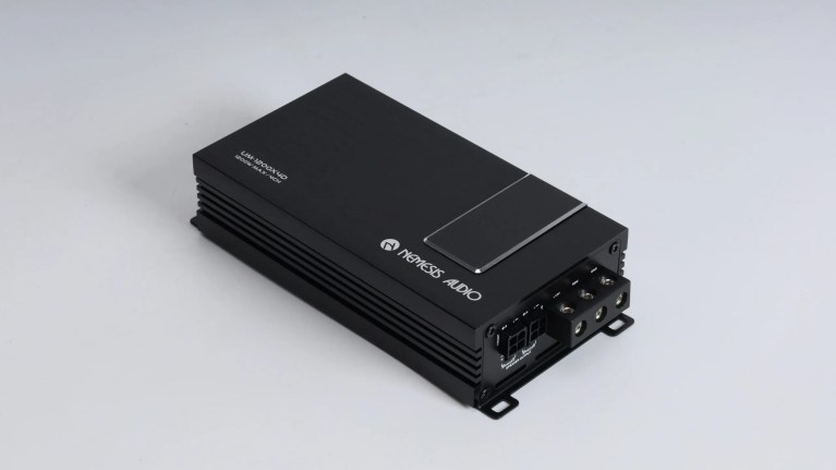 UM-1200X4D | 1200W Max/ 600W RMS 4-Channel Ultra Micro Class D Amplifier - Image 8